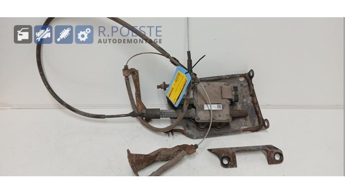 Używane Silnik hamulca postojowego Opel Meriva (B) 1.4 Turbo 16V Ecotec Cena € 175,00 Procedura marży oferowane przez Autodemontagebedrijf R. Poeste B.V.