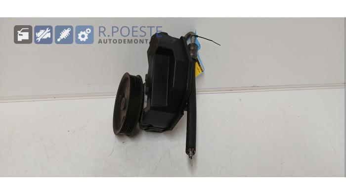 Usagé Pompe de direction Jeep Grand Cherokee (WG/WJ) Prix € 70,00 Règlement à la marge proposé par Autodemontagebedrijf R. Poeste B.V.