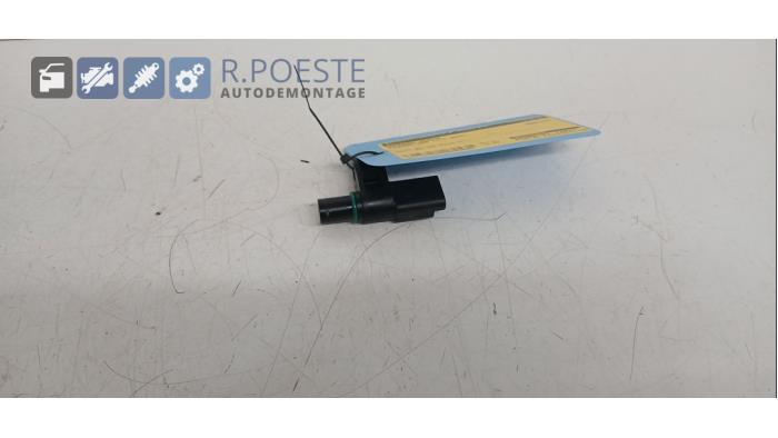 Begagnade Kamaxelsensor Peugeot 208 I (CA/CC/CK/CL) 1.0 Vti 12V PureTech Pris € 15,00 Marginaltabell erbjuds av Autodemontagebedrijf R. Poeste B.V.