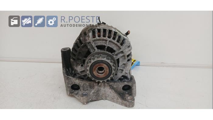 Begagnade Dynamo Volkswagen Transporter T5 2.5 TDi PF Pris € 60,00 Marginaltabell erbjuds av Autodemontagebedrijf R. Poeste B.V.