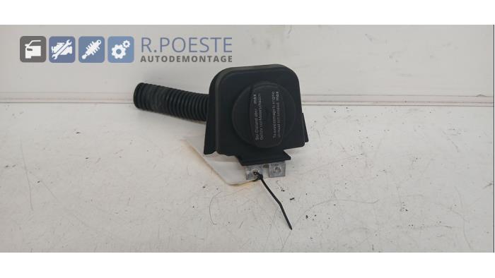 Gebrauchte Ölkappe Volkswagen Transporter T5 2.5 TDi PF Preis € 10,00 Margenregelung angeboten von Autodemontagebedrijf R. Poeste B.V.