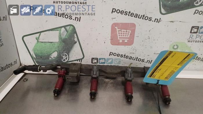 Usagé Système d'injection Mazda 3 Sport (BK) 1.6i 16V Prix € 30,00 Règlement à la marge proposé par Autodemontagebedrijf R. Poeste B.V.