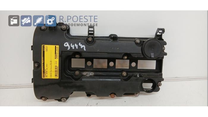 Ventildeckel Opel Astra J Sports Tourer (PD8/PE8/PF8), 2010 / 2015 1.4 16V ecoFLEX, Kombi/o, Benzin, 1.398cc, 74kW (101pk), FWD, A14XER, 2010-10 / 2015-10, PC8EB; PD8EB; PE8EB; PF8EB (Gebraucht)