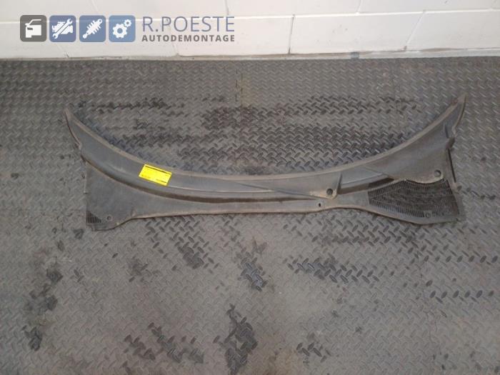 Używane Parawan Alfa Romeo MiTo (955) 1.4 TB 16V Cena € 30,00 Procedura marży oferowane przez Autodemontagebedrijf R. Poeste B.V.