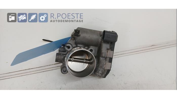 Usagé Boîtier accélérateur Ford Focus Prix € 20,00 Règlement à la marge proposé par Autodemontagebedrijf R. Poeste B.V.
