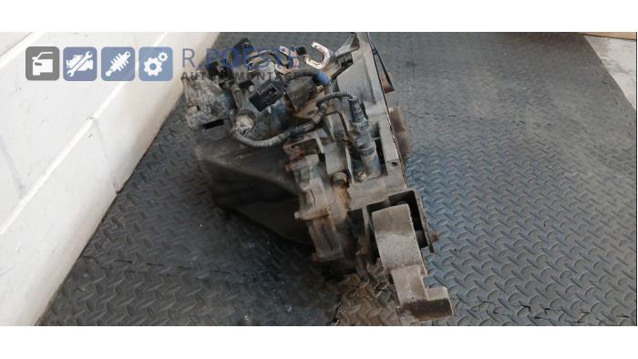 Getriebe van een Kia Rio II (DE) 1.4 16V 2008