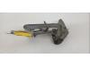 Opel Meriva (B) 1.4 Turbo 16V Ecotec Motorhaube Scharnier