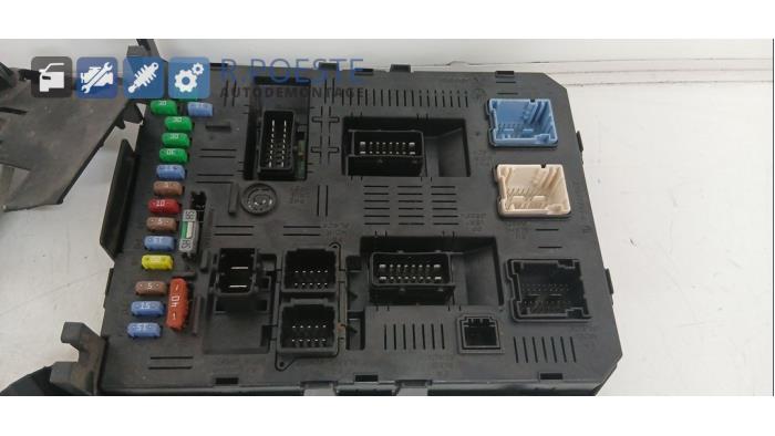 Engine management computer from a Peugeot 407 (6D) 1.8 16V 2006