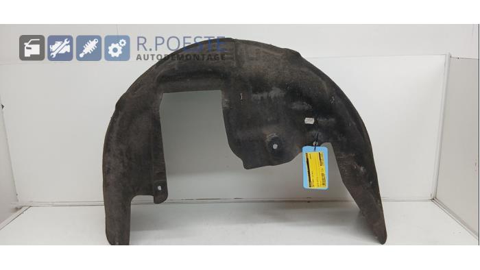 Rear wheel arch liner