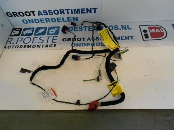 Begagnade Kablage Audi A2 (8Z0) 1.4 16V Pris € 50,00 Marginaltabell erbjuds av Autodemontagebedrijf R. Poeste B.V.