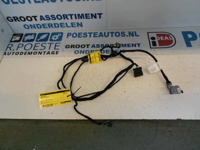 Begagnade Kablage Audi A2 (8Z0) 1.4 16V Pris € 40,00 Marginaltabell erbjuds av Autodemontagebedrijf R. Poeste B.V.