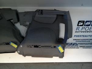 Gebrauchte Hutablage Stütze Audi A2 (8Z0) 1.4 16V Preis € 50,00 Margenregelung angeboten von Autodemontagebedrijf R. Poeste