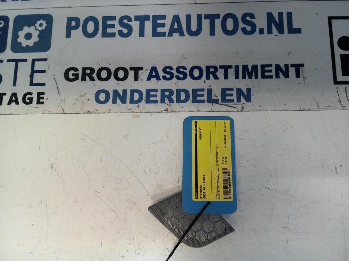 Usagé Divers Audi A2 (8Z0) 1.4 16V Prix € 10,00 Règlement à la marge proposé par Autodemontagebedrijf R. Poeste B.V.