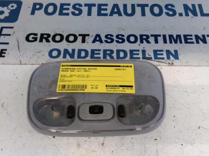 Begagnade Innerbelysning, bak Mazda 626 (GW19) 2.0i 16V HiPower Pris € 15,00 Marginaltabell erbjuds av Autodemontagebedrijf R. Poeste B.V.