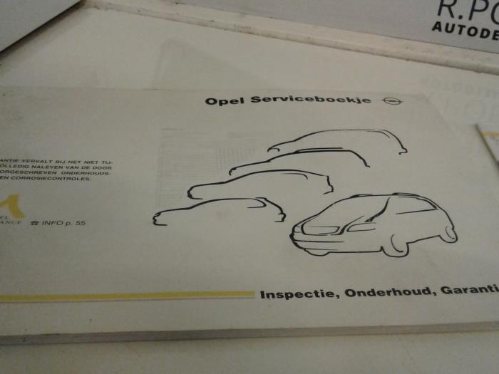 Livret d'instructions d'un Opel Corsa B (73/78/79) 1.2i 16V 1999