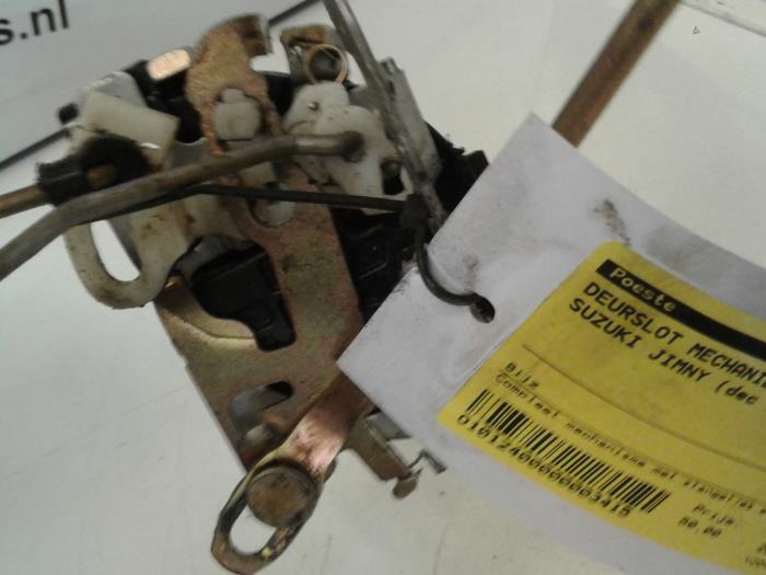 Door lock mechanism 2-door, left Suzuki Jimny Hardtop 1.3i 16V