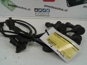 Usagé Kit câble bougie Hyundai Santa Fe I 2.7 V6 24V 4x4 Autom. Prix € 60,00 Règlement à la marge proposé par Autodemontagebedrijf R. Poeste B.V.