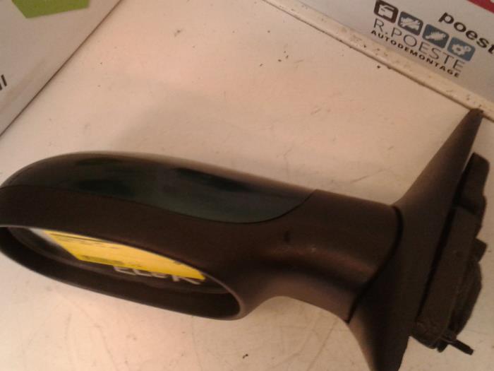 Wing mirror, left from a Renault Laguna I (B56) 2.0 1994