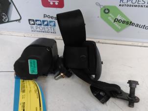 Used Rear seatbelt, left Skoda Felicia (6U1) 1.3 Price € 30,00 Margin scheme offered by Autodemontagebedrijf R. Poeste B.V.