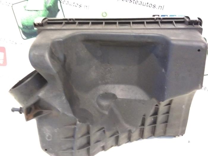 Begagnade Luftfilterhus Opel Astra G (F08/48) 1.6 16V Pris € 20,00 Marginaltabell erbjuds av Autodemontagebedrijf R. Poeste B.V.