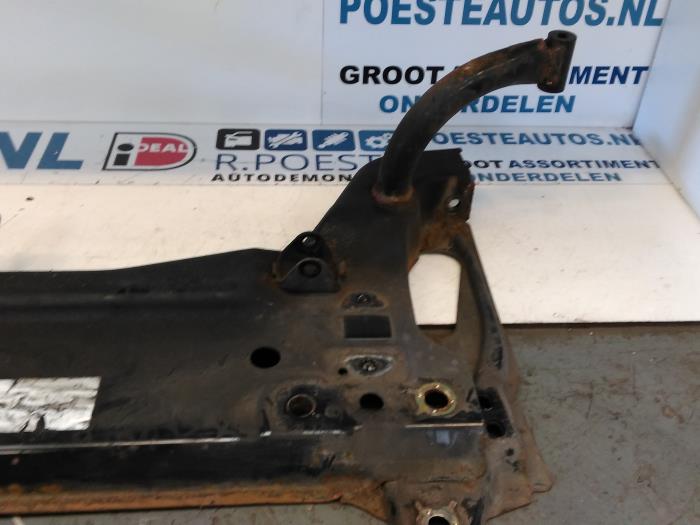 Subframe from a Ford Fusion 1.4 16V 2003
