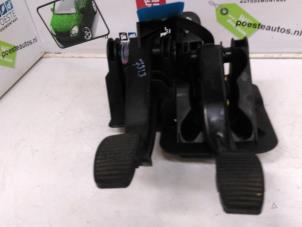 Used Brake pedal Fiat Panda (169) 1.1 Fire Price € 20,00 Margin scheme offered by Autodemontagebedrijf R. Poeste B.V.