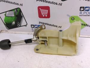 Used Gear stick Fiat Panda (169) 1.3 JTD 16V Multijet Price € 35,00 Margin scheme offered by Autodemontagebedrijf R. Poeste B.V.