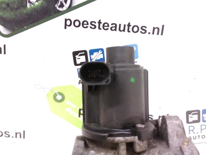 EGR valve Volkswagen Transporter T5 2.5 TDi PF D502070000 FWD