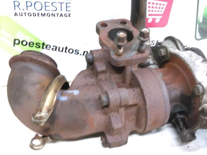 Turbo de un Citroën C3 (FC/FL/FT) 1.4 HDi 2005