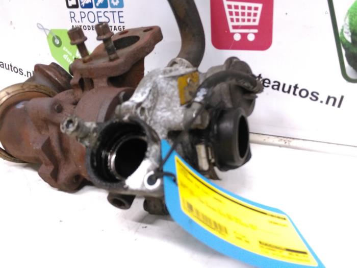 Turbo de un Citroën C3 (FC/FL/FT) 1.4 HDi 2005