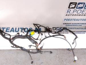 Usados Mazo de cables Renault Scénic I (JA) 1.6 16V Kat. Precio € 145,00 Norma de margen ofrecido por Autodemontagebedrijf R. Poeste B.V.