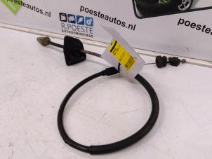Usados Cable de acelerador BMW 3 serie (E46/4) 318i Precio € 25,00 Norma de margen ofrecido por Autodemontagebedrijf R. Poeste