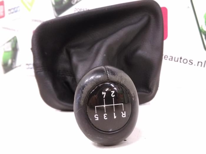 Gear shifter