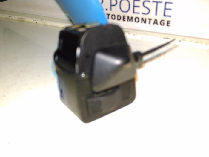 Mirror switch from a BMW 3 serie Compact (E46/5) 316ti 16V 2002