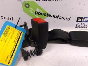 Used Rear seatbelt buckle, centre BMW 3 serie Compact (E46/5) 316ti 16V Price € 25,00 Margin scheme offered by Autodemontagebedrijf R. Poeste