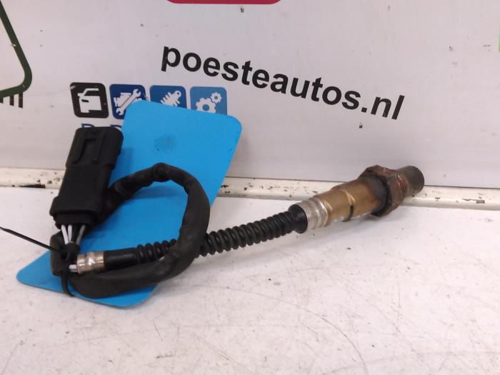 Usados Sonda Lambda Renault Clio II (BB/CB) 1.6 16V Precio € 20,00 Norma de margen ofrecido por Autodemontagebedrijf R. Poeste B.V.