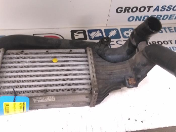 Used Intercooler Opel Zafira (F75) 2.0 DTI 16V Price € 40,00 Margin scheme offered by Autodemontagebedrijf R. Poeste B.V.
