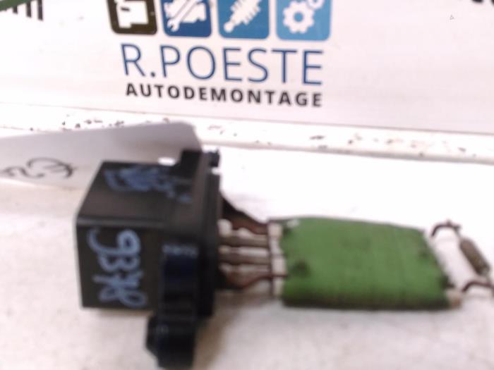 Heater resistor from a Ford Fiesta 5 (JD/JH) 1.4 TDCi 2003