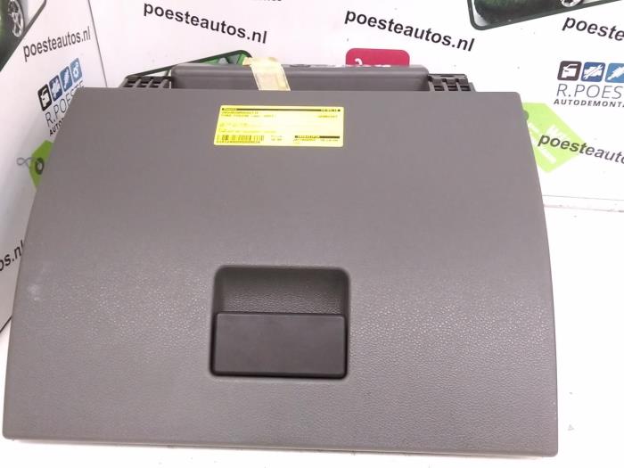 Handskfack Ford Fusion, 2002 / 2012 1.4 16V, Kombi, Bensin, 1.388cc, 59kW (80pk), FWD, FXJA; EURO4; FXJB; FXJC, 2002-08 / 2012-12, UJ1 (Begagnad)