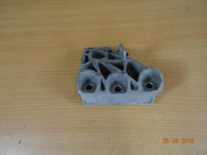 Used Engine mount Mini Clubman (R55) 1.6 Cooper D Price € 20,00 Margin scheme offered by Miniparts24 - Miniteile24 GbR