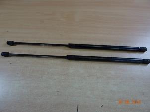 Used Set of bonnet gas struts BMW Mini One/Cooper (R50) 1.6 16V Cooper Price € 59,50 Inclusive VAT offered by Miniparts24 - Miniteile24 GbR