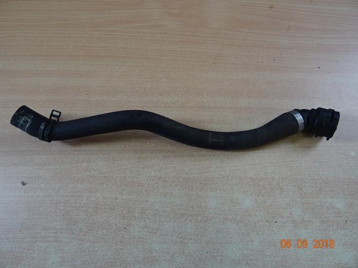 Begagnade Vattenrör Mini Mini (R56) 1.6 16V John Cooper Works Pris € 17,85 Inklusive moms erbjuds av Miniparts24