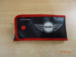 Used Tool set Mini Mini Cooper S (R53) 1.6 16V Price € 29,75 Inclusive VAT offered by Miniparts24 - Miniteile24 GbR