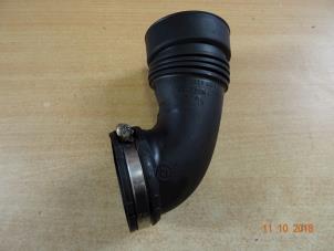 Used Air intake hose Mini Mini (R56) 1.6 16V Cooper Price € 23,80 Inclusive VAT offered by Miniparts24 - Miniteile24 GbR
