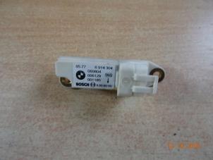 Used Airbag sensor BMW Mini One/Cooper (R50) 1.6 16V Cooper Price € 17,85 Inclusive VAT offered by Miniparts24 - Miniteile24 GbR