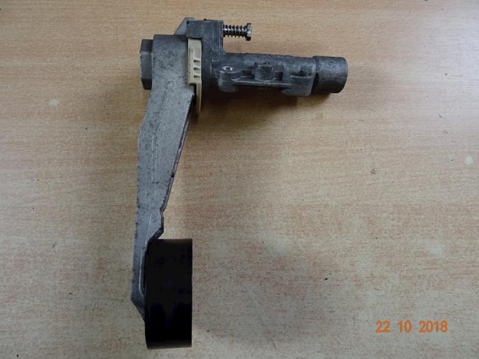 Usados Rodillo tensor correa múltiple Mini Mini (R56) 1.6 16V Cooper Precio € 17,85 IVA incluido ofrecido por Miniparts24