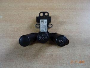 Gebrauchte Schalter (sonstige) Mini Mini Open (R57) 1.6 16V Cooper Preis € 17,85 Mit Mehrwertsteuer angeboten von Miniparts24 - Miniteile24 GbR
