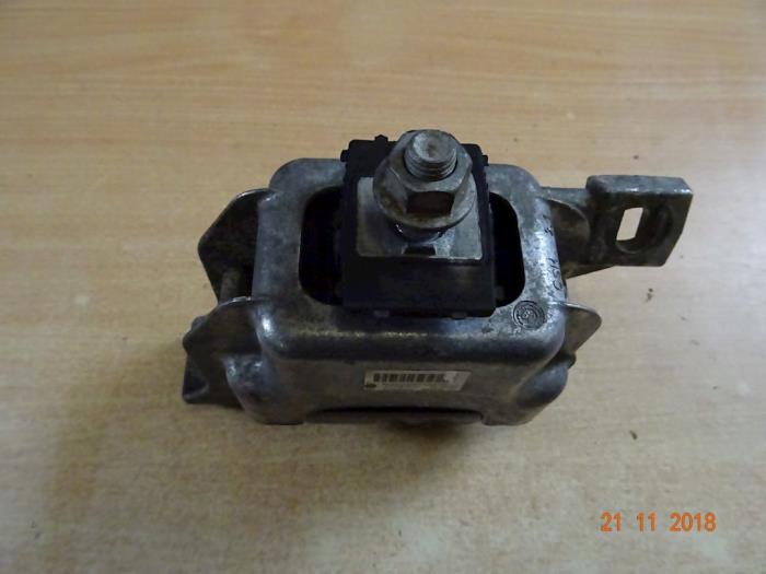 Used Engine mount Mini Mini Open (R57) 1.6 16V Cooper Price € 23,80 Inclusive VAT offered by Miniparts24