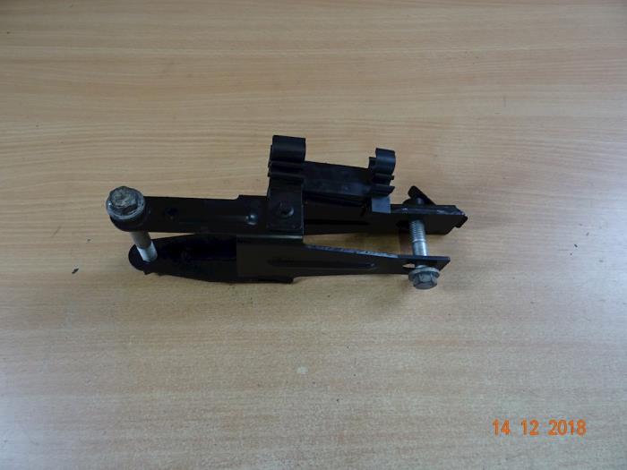 Used Engine mount Mini Mini Cooper S (R53) Price € 25,00 Margin scheme offered by Miniparts24