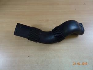 Used Air intake hose Mini Mini (R56) 1.6 16V Cooper S Price € 25,00 Margin scheme offered by Miniparts24 - Miniteile24 GbR